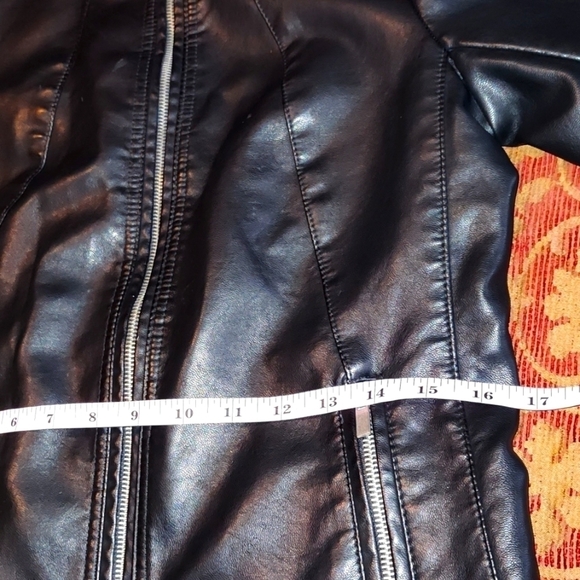 A.N.A. vegan leather  🖤 black moto jacket sz. Small - Picture 6 of 10